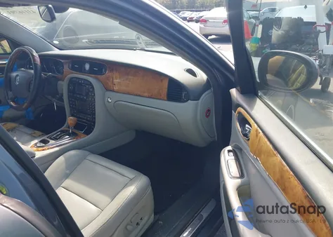 2005 Jaguar Xj8 L z USA, uszkodzony, nr VIN SAJWA79C05SG39878